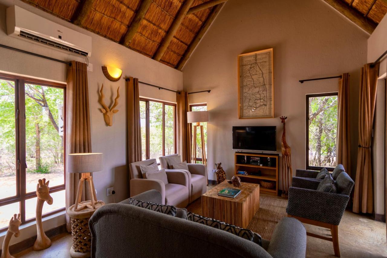 Giraffe Lodge Hoedspruit Esterno foto