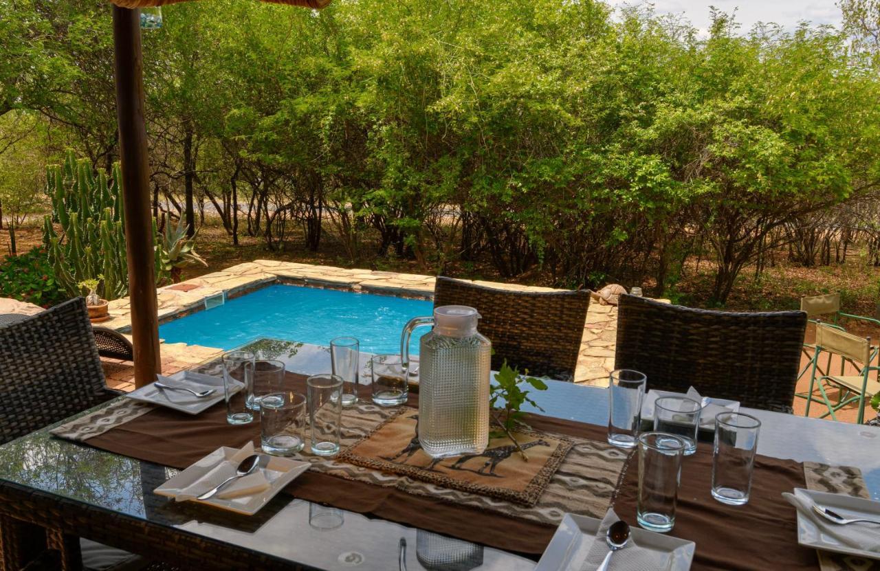 Giraffe Lodge Hoedspruit Esterno foto