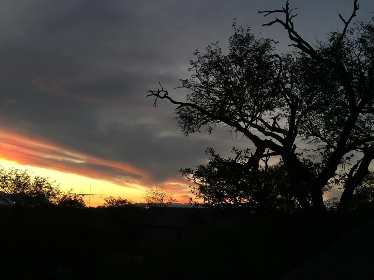 Giraffe Lodge Hoedspruit Esterno foto